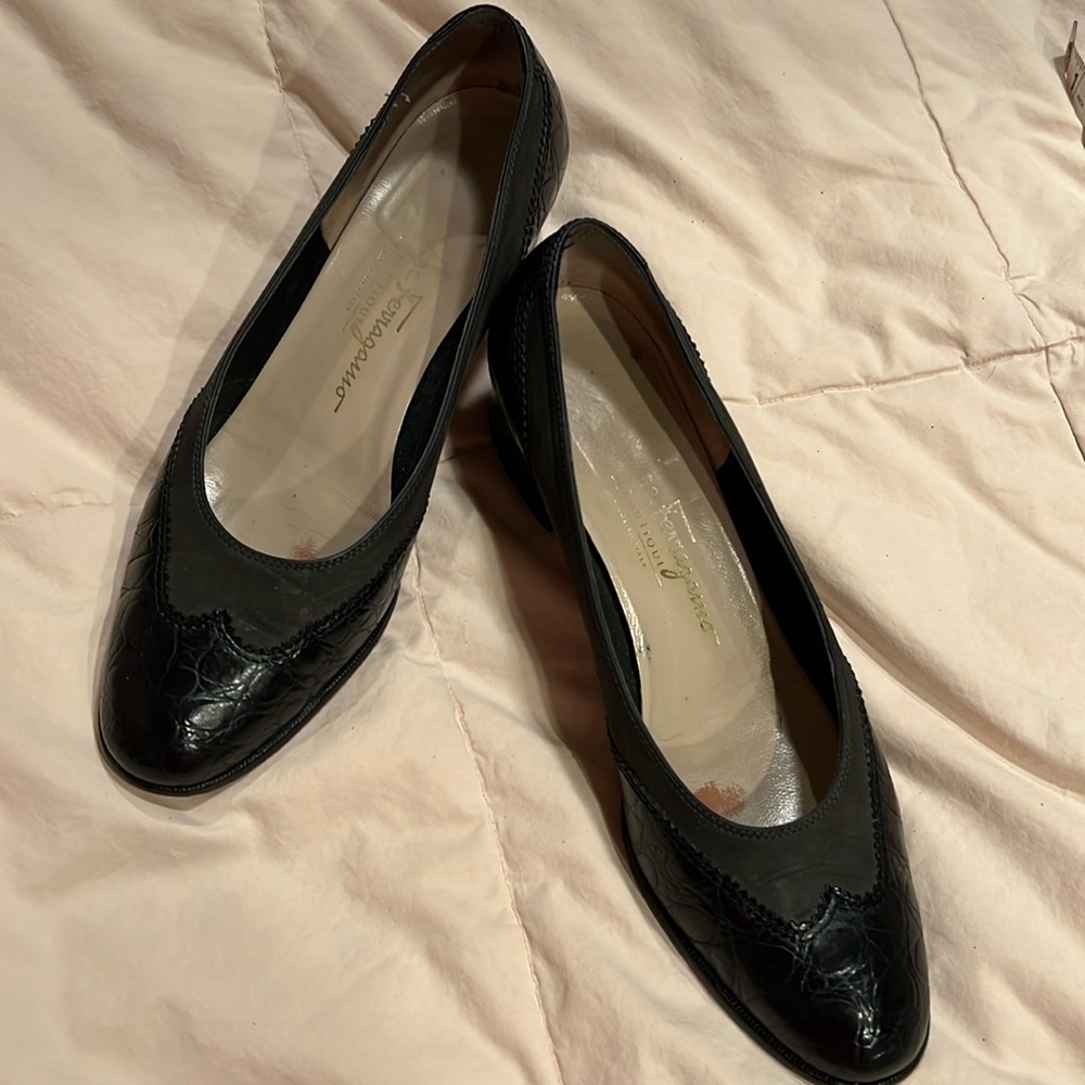 Vintage Pair of Low Heel Ferragamo Boutique Pumps
